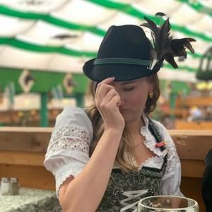 Meet your Posher, Brittany